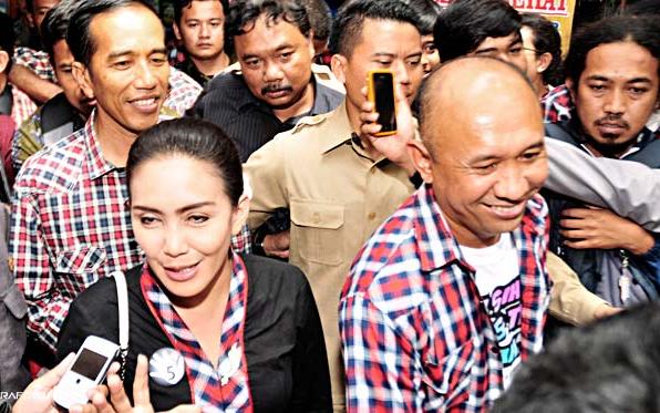 Jokowi Menjamin Rieke-Teten adalah Pemimpin Bersih, Layak Dipilih